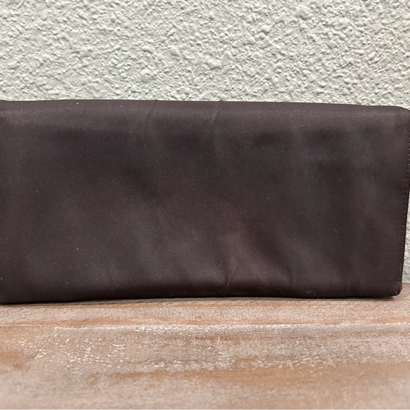 Authentic Vintage Women’s Prada Wallet - Picture 3 of 15